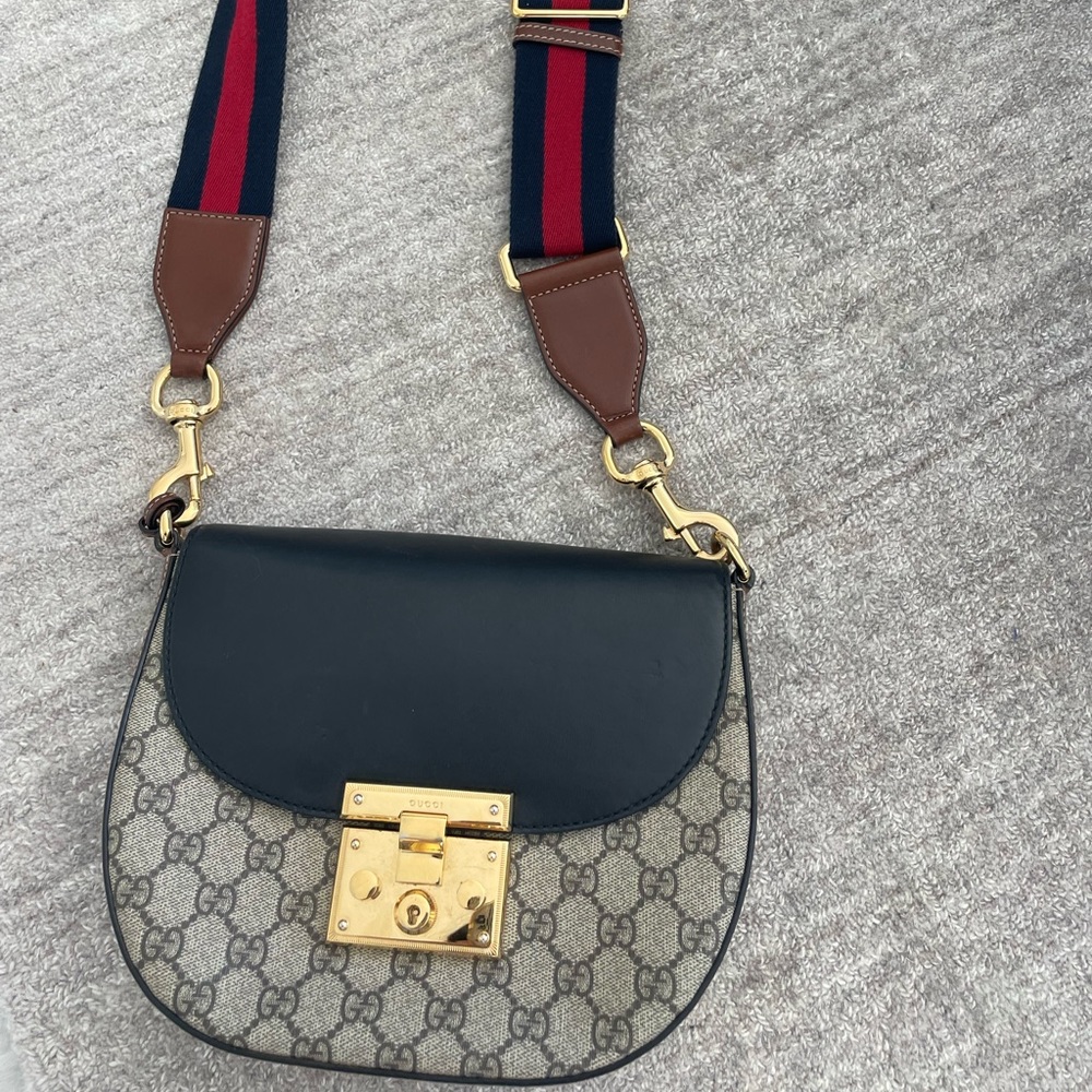 Gucci padlock bag